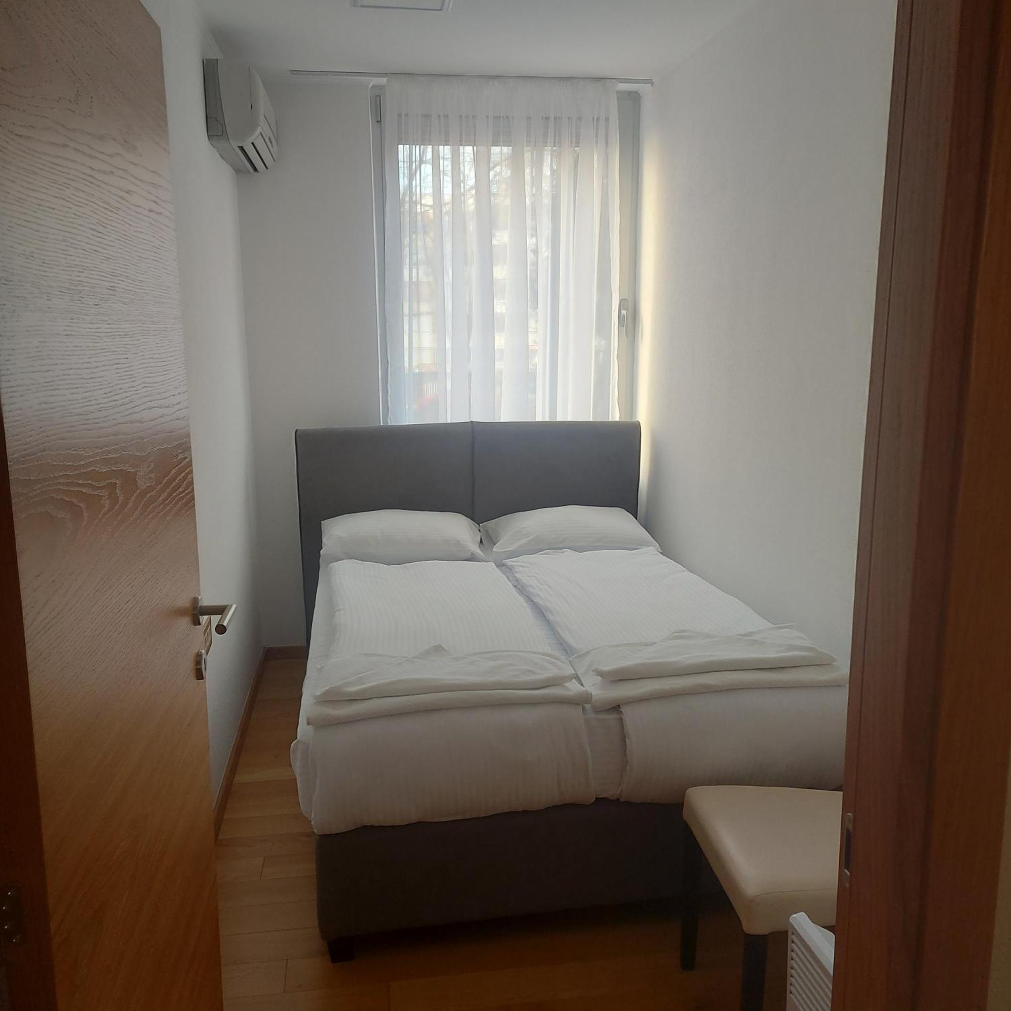 Apartman Centar Bulevar Ex Sa Garazom Banja Luka Exteriér fotografie
