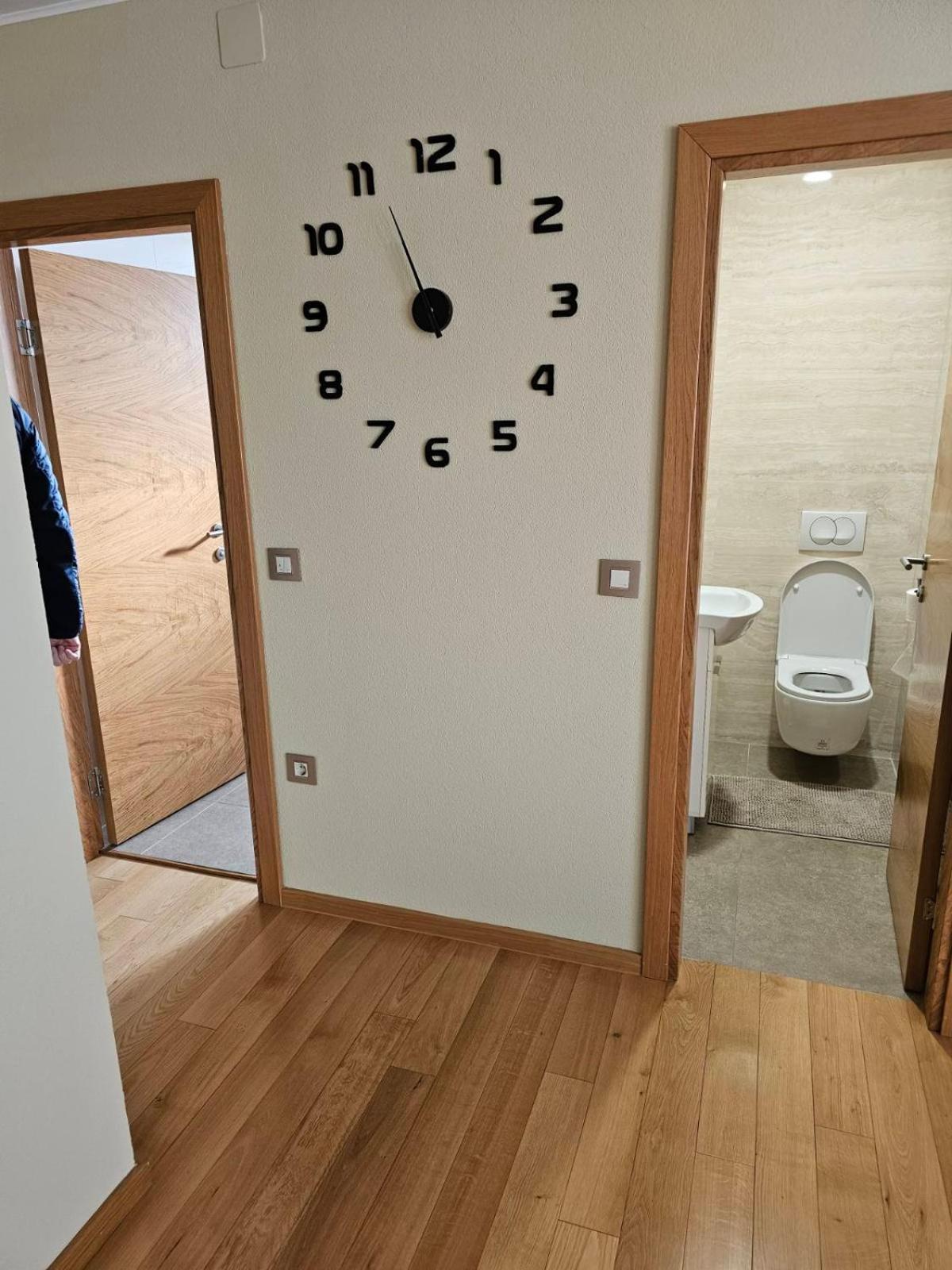 Apartman Centar Bulevar Ex Sa Garazom Banja Luka Exteriér fotografie