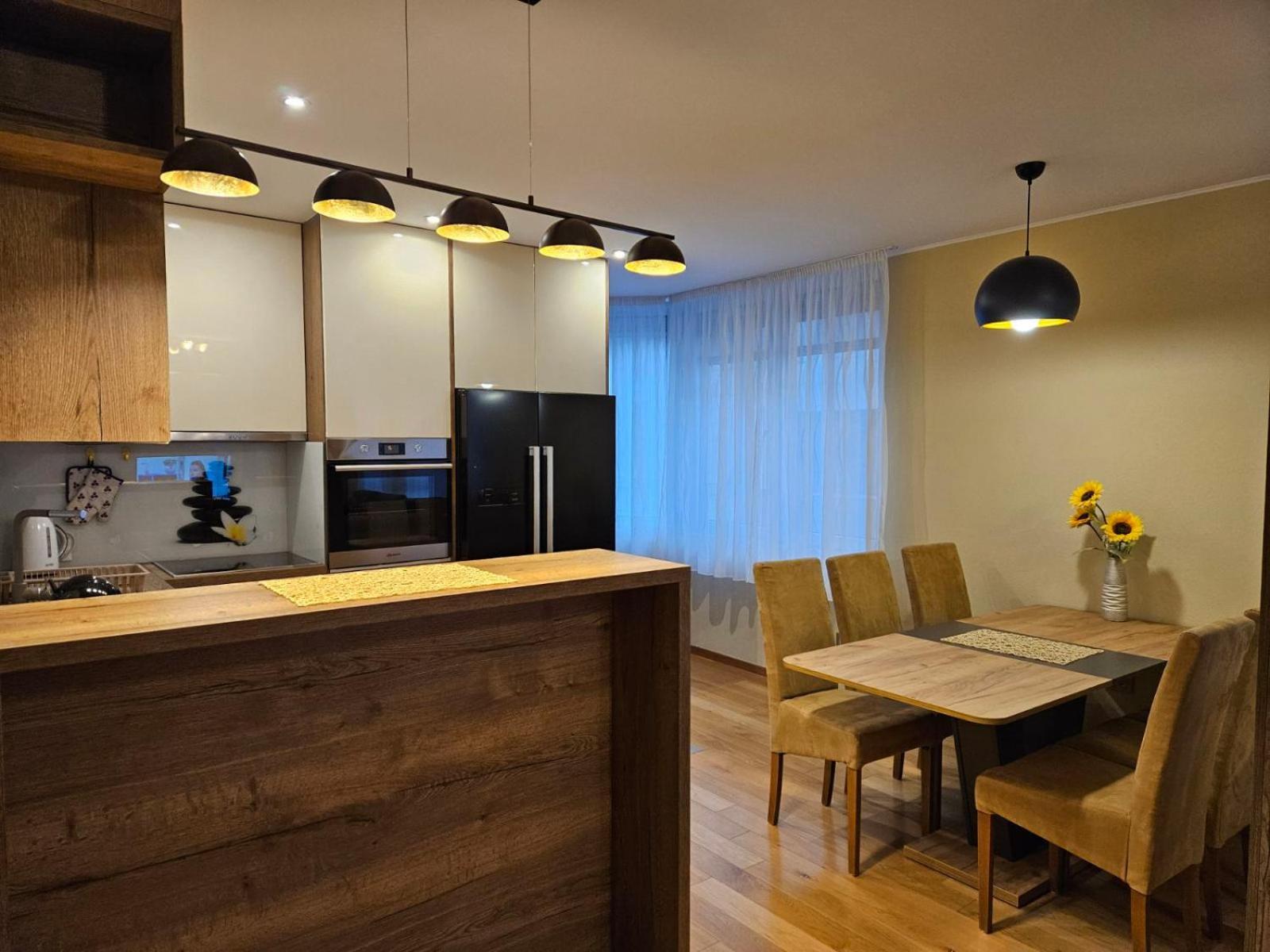 Apartman Centar Bulevar Ex Sa Garazom Banja Luka Exteriér fotografie