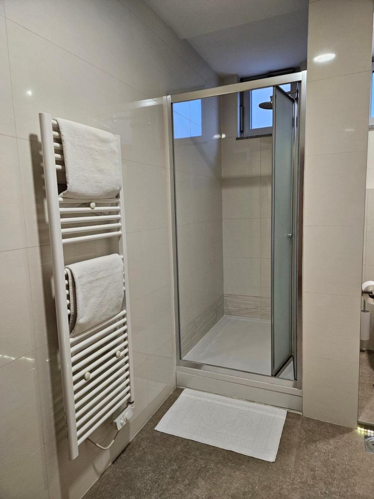Apartman Centar Bulevar Ex Sa Garazom Banja Luka Exteriér fotografie